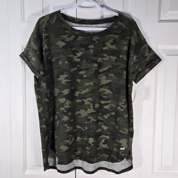 NWT Amazon Essentials Black Women's Relaxed-Fit Crewneck T-Shirt - Size Medium - Picture 1 of 6